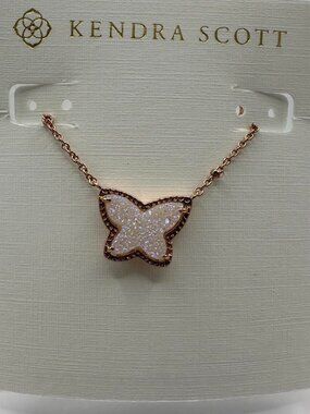 kendra scott rose gold Lilia small short pendant in sliver drusy necklace